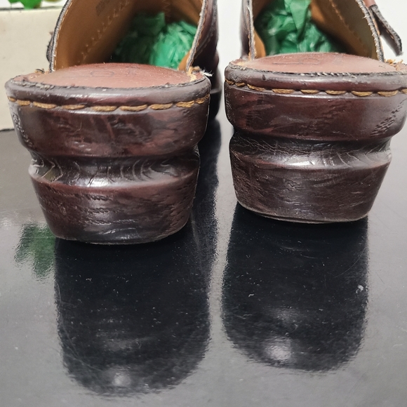 Born Brown Leather Clogs - Picture 7 of 10